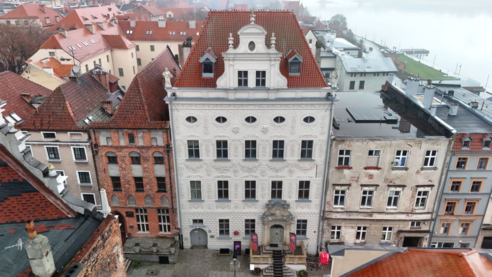 Pałac Dąmbskich / Toruń